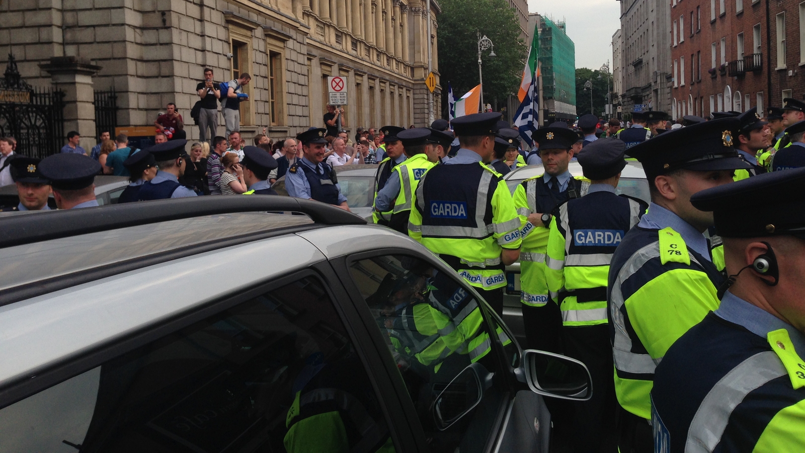 Kildare Street reopens after sit down protest