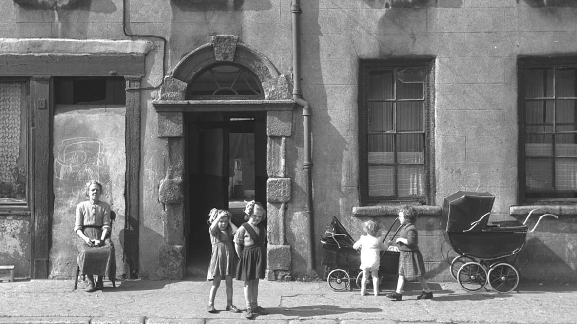 Chamber Street Dublin, Nevill Johnson Collection