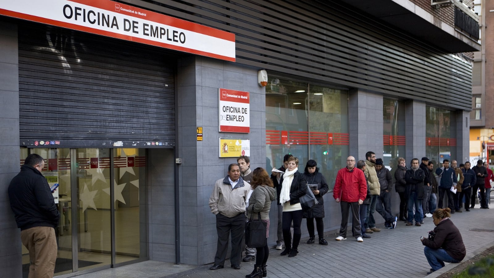 German Unemployment Falls by 12,000 in May
