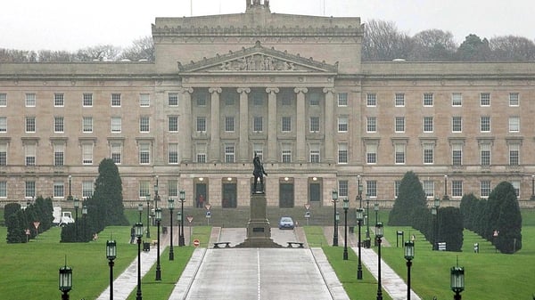 Talks will take place on Monday to try to save the power-sharing government in Northern Ireland