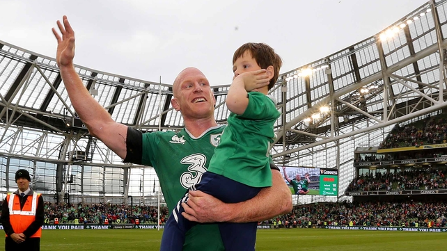 Paul O'Connell and his son at the end