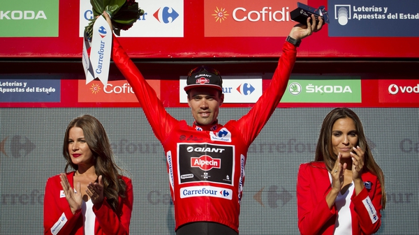 Tom Dumoulin in the Vuelta a Espana leader's red jersey