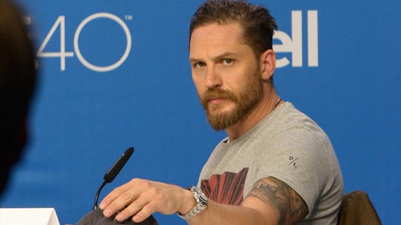 Awkward Tom Hardy Slams Questions About Sexuality 