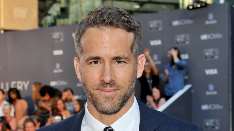 did ryan reynolds do his own stunts in the hitmans bodyguard