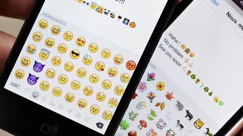 Peachy Study Finds Couples That Use Emojis Have More Sex