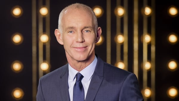 Chesney Hawkes, Paul Howard, and Rory Cowan will all join Ray on the couch this evening