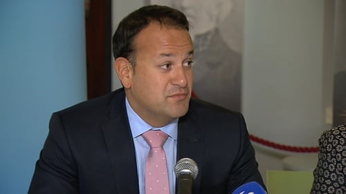 Leo Varadkar said that due to the Lansdowne Road Agreement it is not within his power to offer pay increases to staff