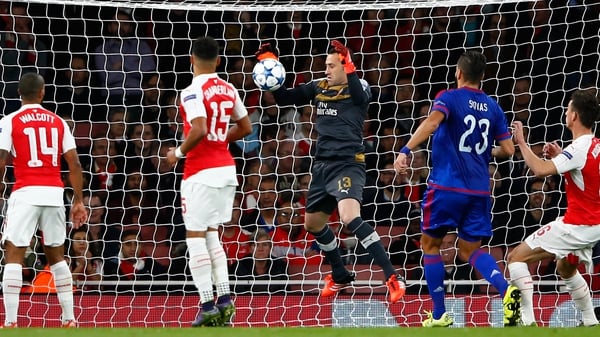 David Ospina commits a goalkeeping blunder to concede Arsenal's second at The Emirates
