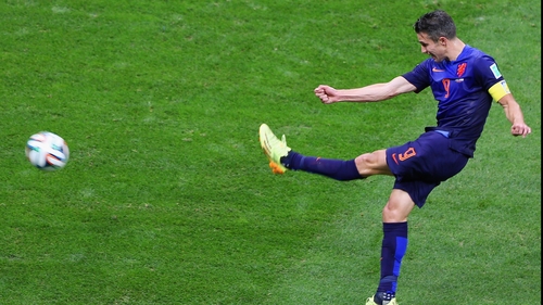 Robin Van Persie moves home