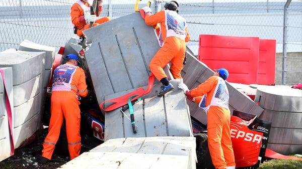 Carlos Sainz ploughed his Toro Rosso into crash barriers at the Sochi track