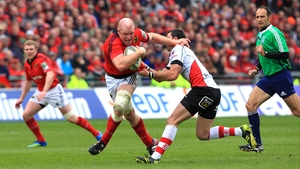 Paul O'Connell is tackled by Ruan Pienaar of Ulster in the 2012 Heineken Cup quarter-final