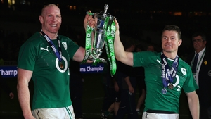 Paul O'Connell and Brian O'Driscoll celebrate Six Nations victory in 2014