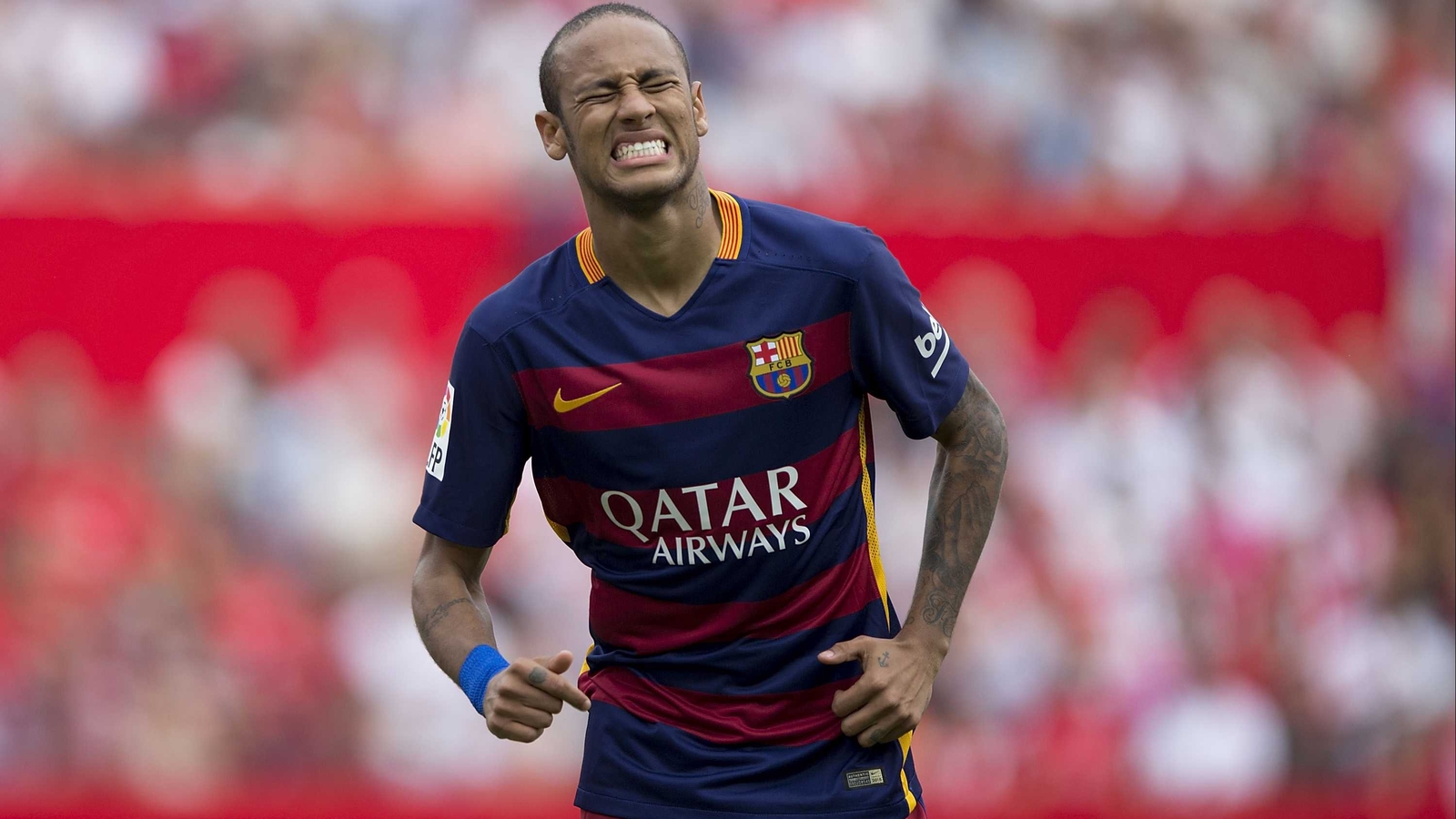 Neymar's dad reveals United offer for Barca star