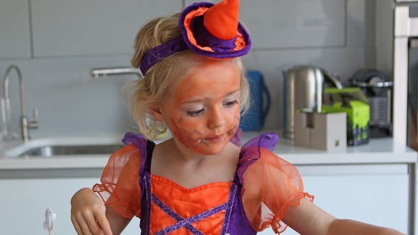 The Halloween Pumpkin witch aka Jessica is cooking up a storm with Mum Siobhan