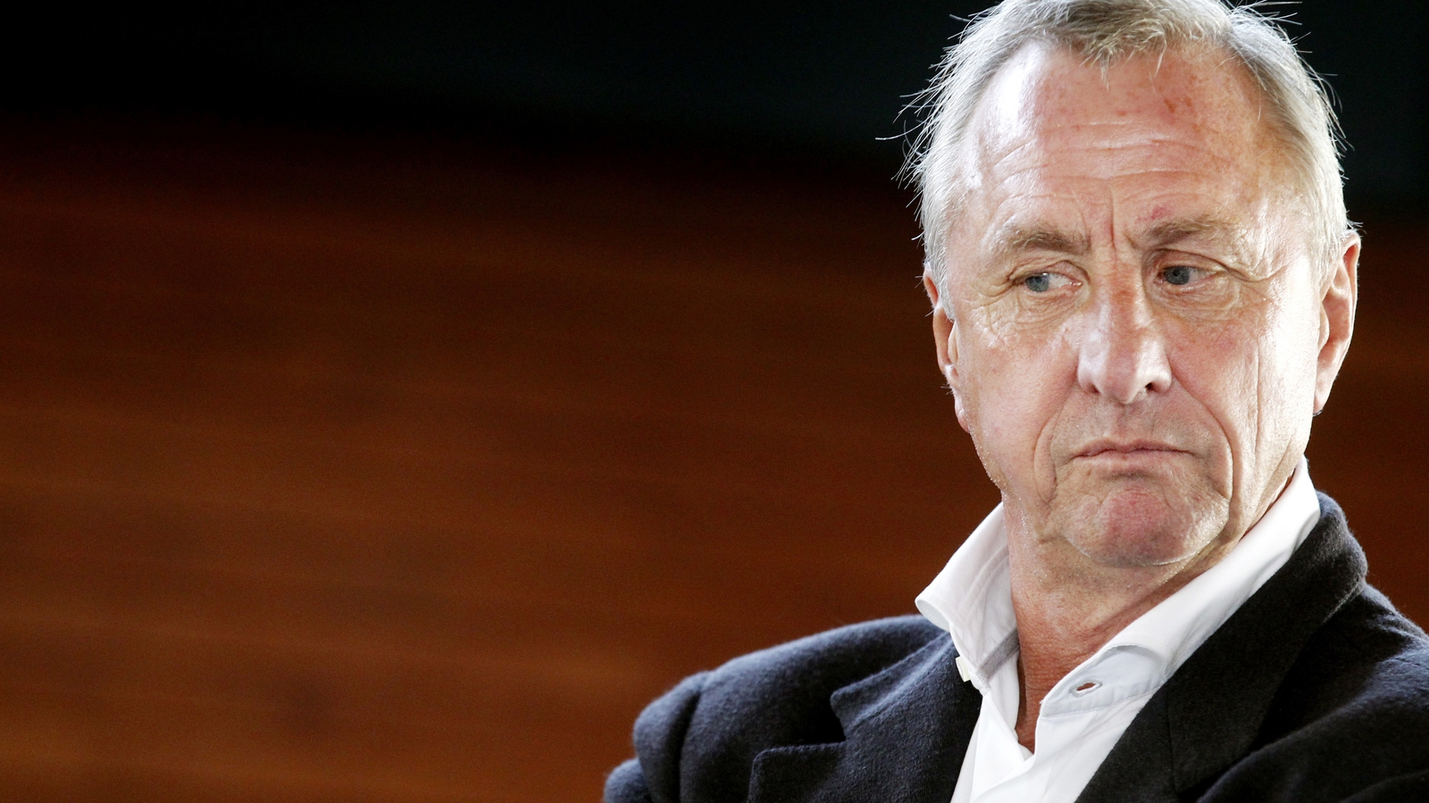 Dutch soccer great Johan Cruyff suffering lung cancer