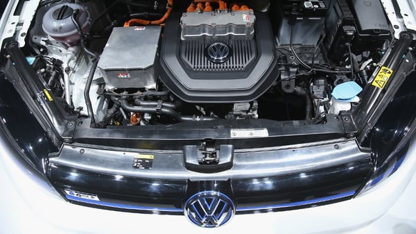 More than four months after the scandal broke, VW still lacks a technical solution for almost 600,000 diesel cars and is facing a growing number of legal allegations