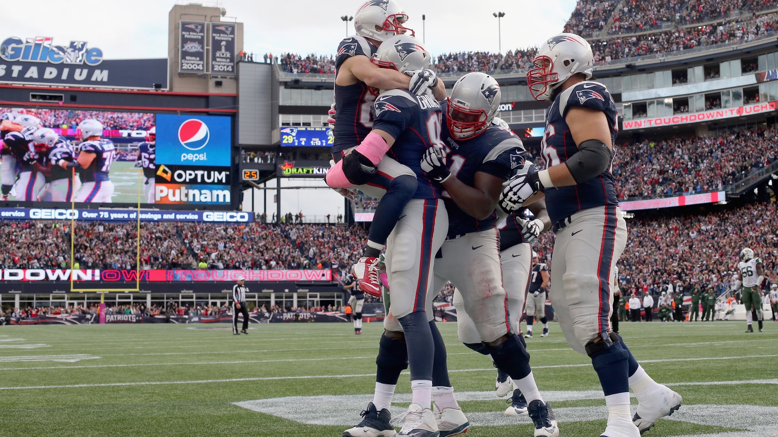 Brady, Gronk Open Season With 27-20 Win Over Texans