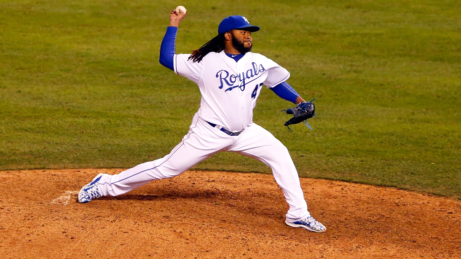 Edinson Volquez comes up big for Kansas City Royals in Game 1 of