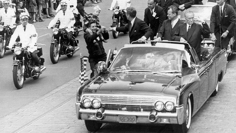 JFK limo licence plates to be auctioned