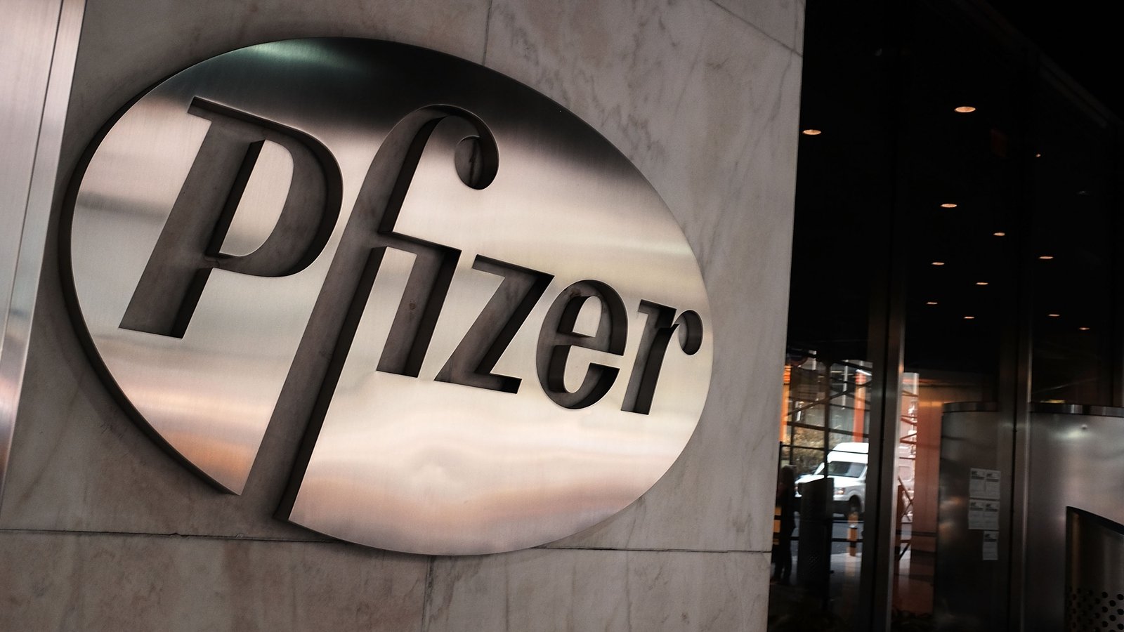 Pfizer announces €1.2bn expansion plan in Dublin