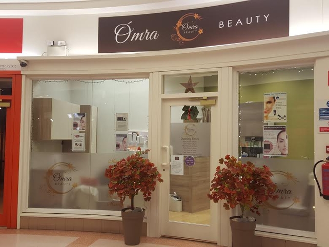 Win A Christmas Party Makeover At Omra Beauty