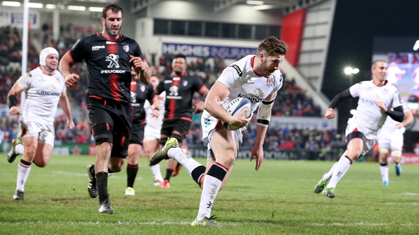 Stuart McCloskey crosses the whitewash at Kingspan Stadium