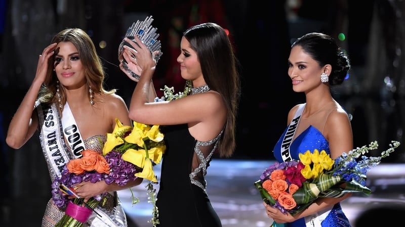 Miss Universe winner live TV mix up