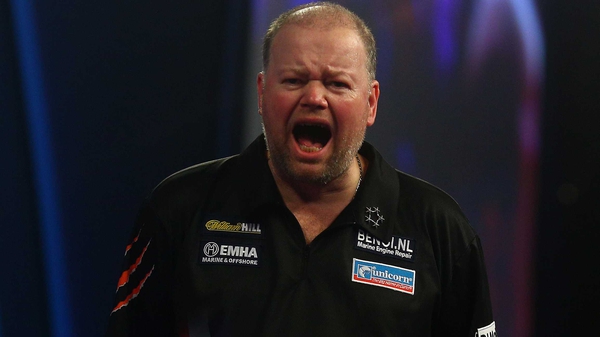 Raymond van Barneveld was pushed all the way by England's Stephen Bunting
