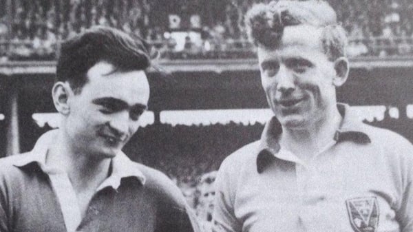 Gerry O'Malley (R) pictured with Kerry captain Sean Og Sheehy before the 1962 All-Ireland SFC final