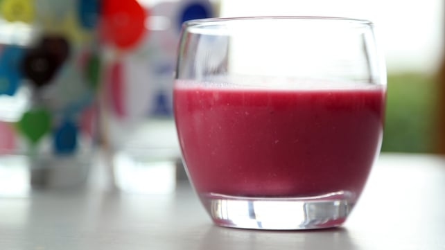 Beetroot and orange smoothie - who would have thunk it?
