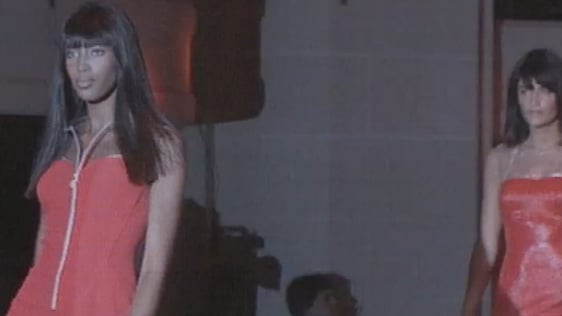 Naomi Campbell (1996)