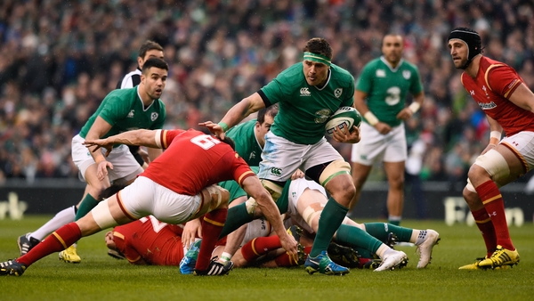 Ireland scored a late penalty to earn a draw