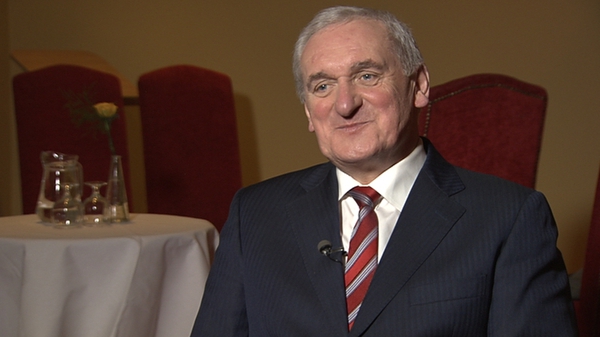 Bertie Ahern says the current election campaign is 'asleep'