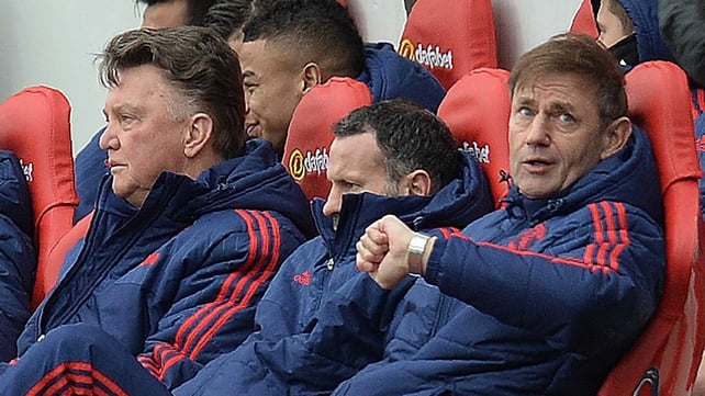 Van Gaal doubts Man United's top-4 chances after latest loss