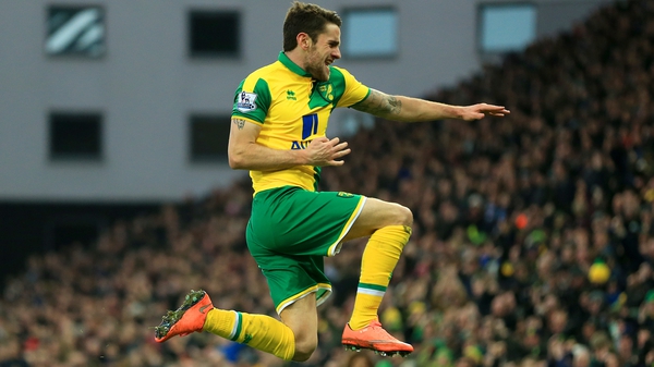 Robbie Brady's goal was one of the highlights of a dramatic weekend in the Premier League
