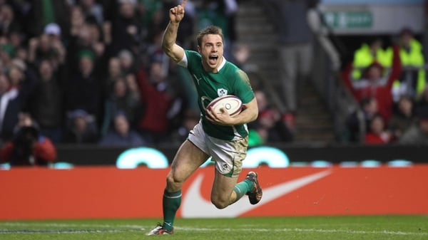 Bowe celebrates a try in Ireland colours