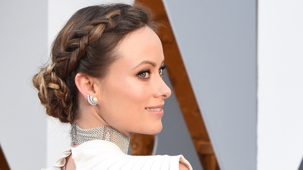 Olivia Wilde's braided upstyle at the 2016 Oscars was one of the standout hairstyles from the red carpet. Check out this step-by-step guide to recreating it at home!