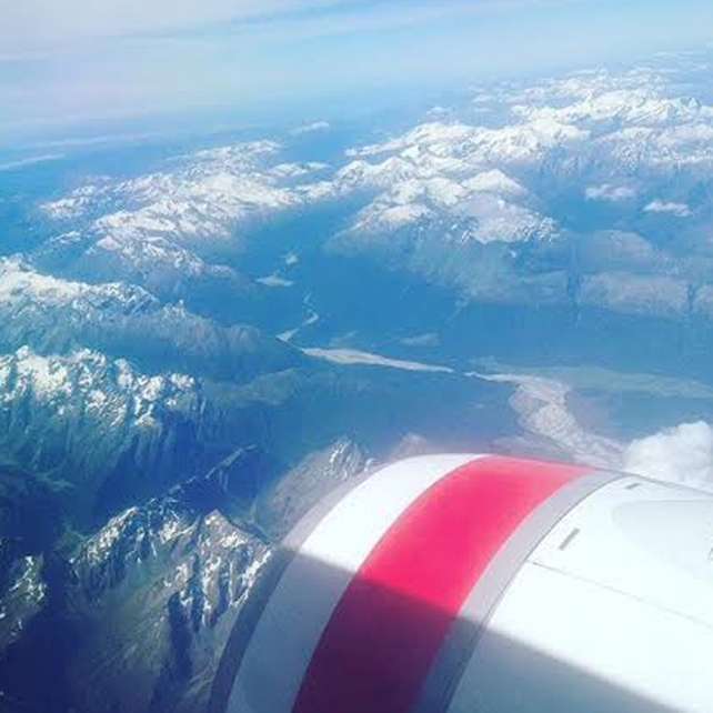 Go h-alainn Nua h-álainn!