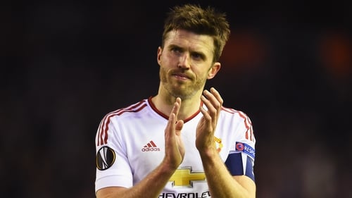 The veteran midfielder looks set to extend his stay at Old Trafford