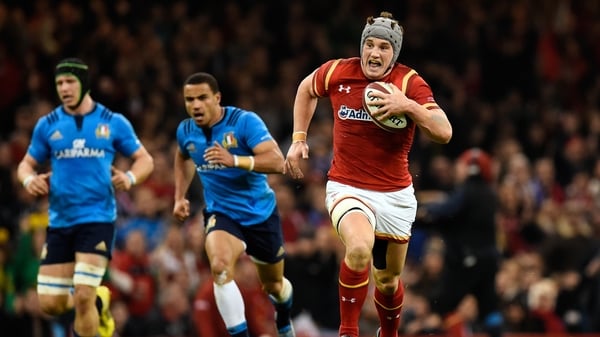 Jonathan Davies faces a lengthy spell on the sidelines