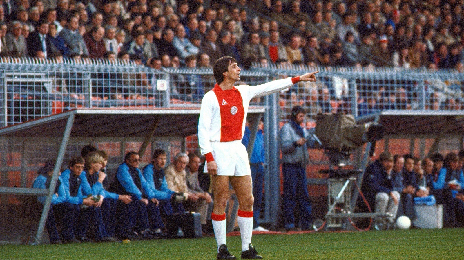 Ajax to rename its stadium after Johan Cruyff