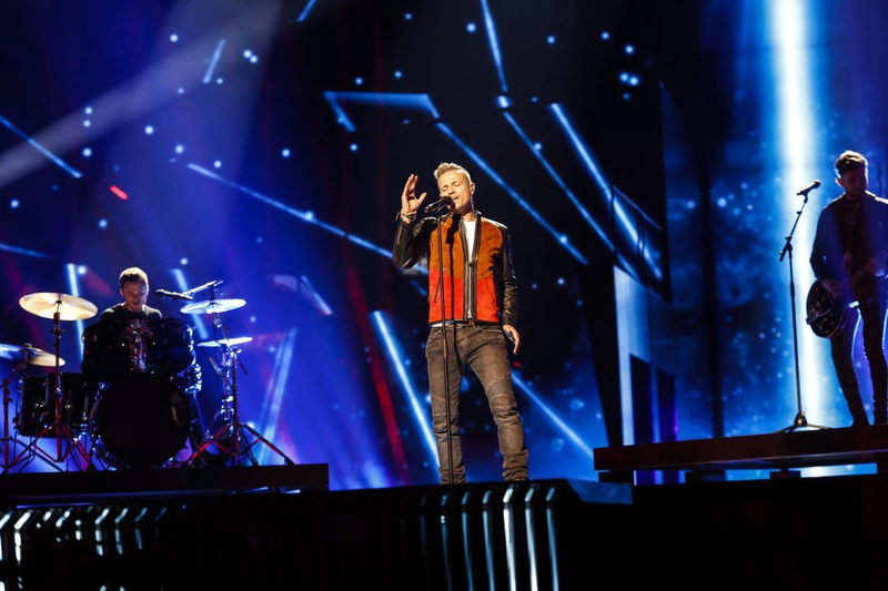 Nicky Byrne shines during first Eurovision rehearsal