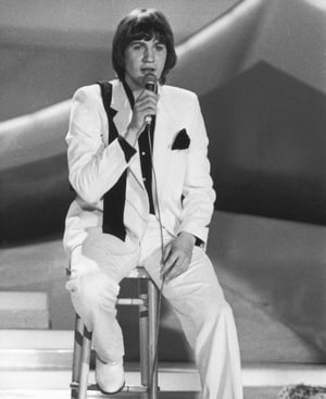 Ah Johnny Logan, 1980 and 1987 winner, in the infamous white suit which is currently on display in Stockholm's ABBA museum.