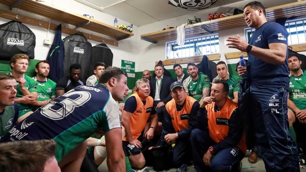 Lam addresses his players in the dressingroom following their win over Glasgow in the Pro12 semi-final