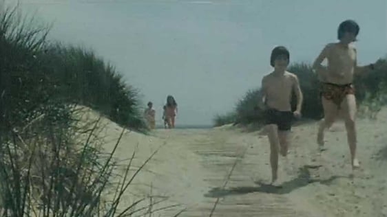 Brittas Bay (1976)