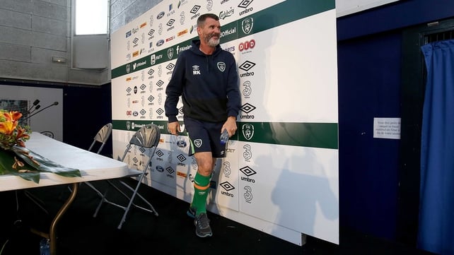 Roy Keane leaves the press conference