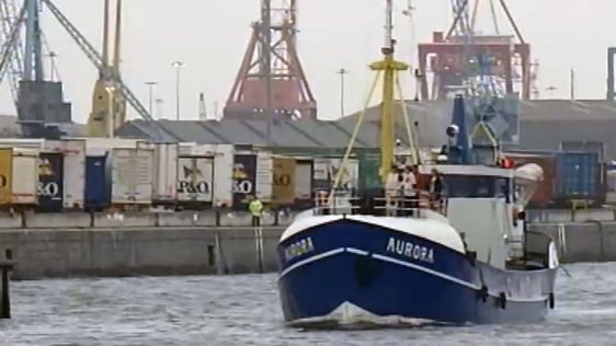 The Dutch ship Aurora sailing into Dublin (2001)