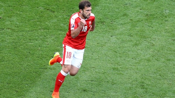 Admir Mehmedi celebrates Switzerland's equaliser
