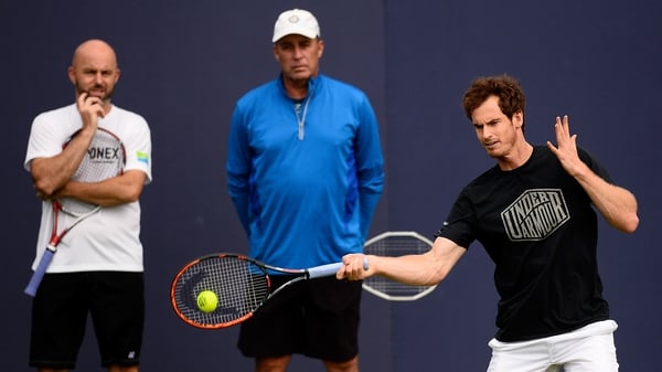 Lendl keeps a watchful eye on Murray during training at Queen's