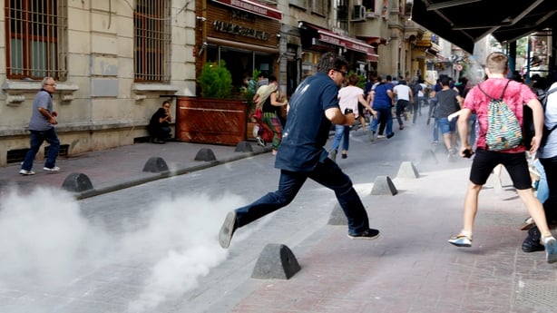 Istanbul Pride riot police